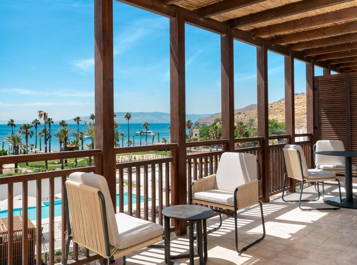 Radisson Collection Hotel, Bodrum 아크얄라 외부 사진 The Westin Resort & Villas, Naoussa, Paros