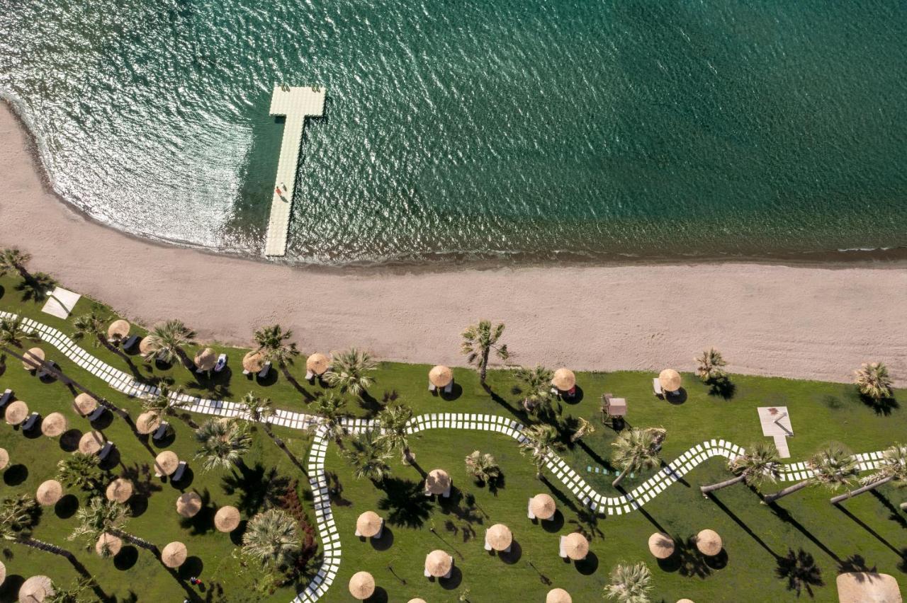 Radisson Collection Hotel, Bodrum 아크얄라 외부 사진 Aerial view of the beach